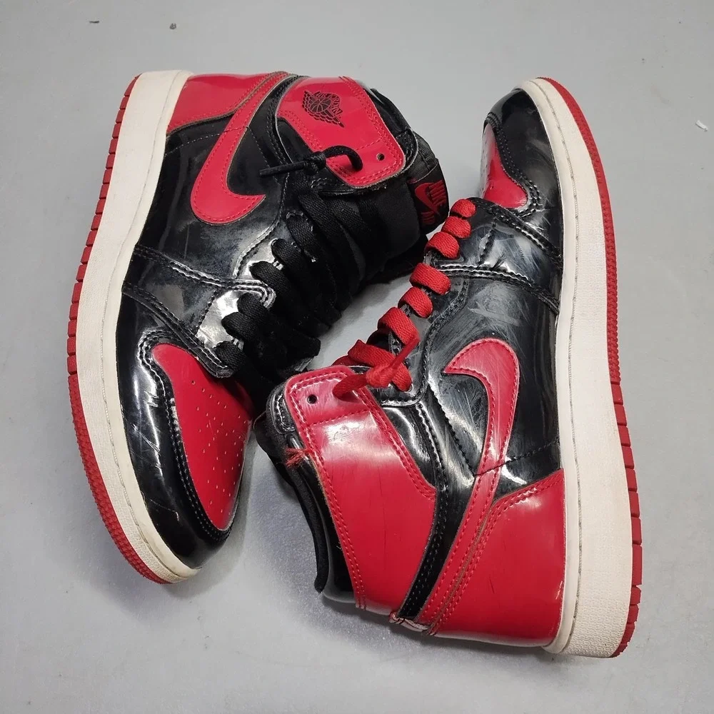 Nike Air Jordan Retro 1 High OG Patent Bred Sneakers Youth 7Y Multi 575441-063